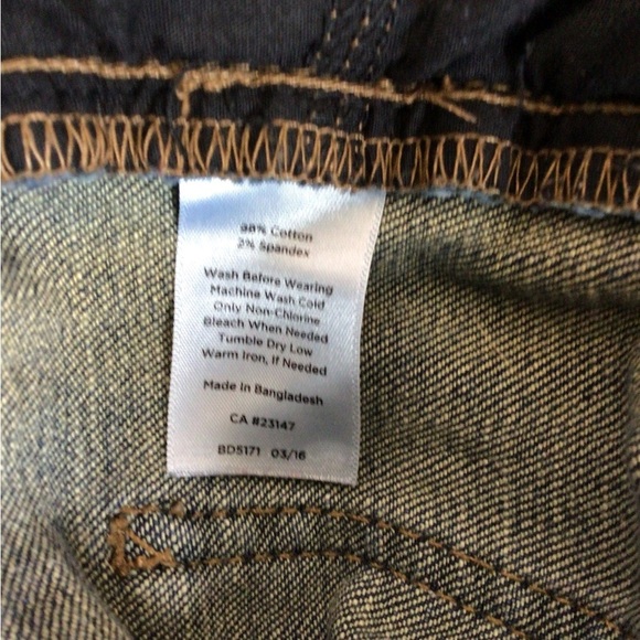 Talbots Simply Flattering 5-Pocket Denim Blue Jeans - Size 8 - Picture 9 of 9